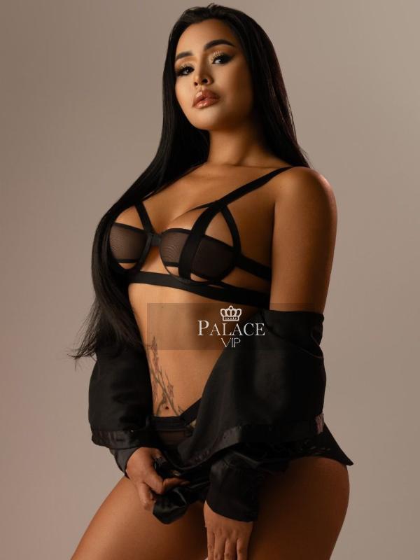 Isabel, Edgware Rd, Colombian Escort