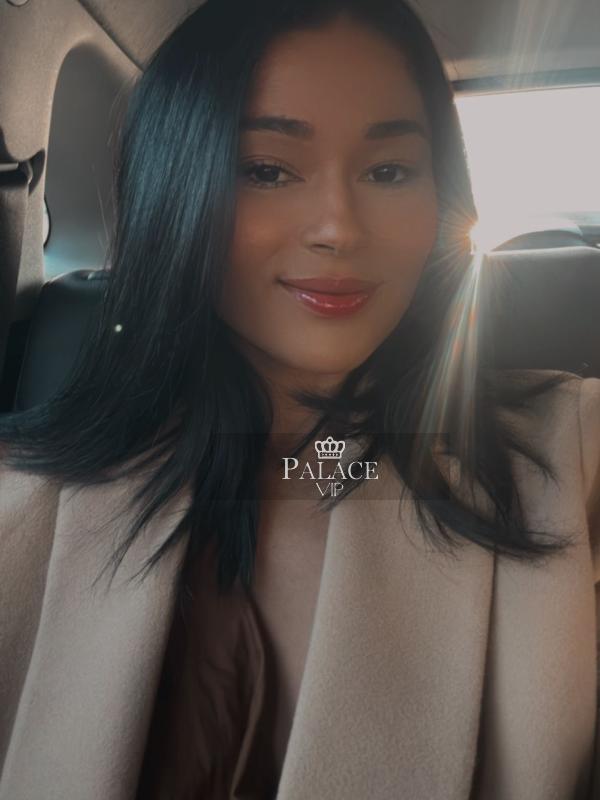 Pietra, Lancaster Gate, Brazilian Escort