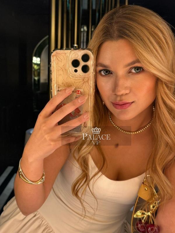 Angel, South Kensington, Brazilian Escort