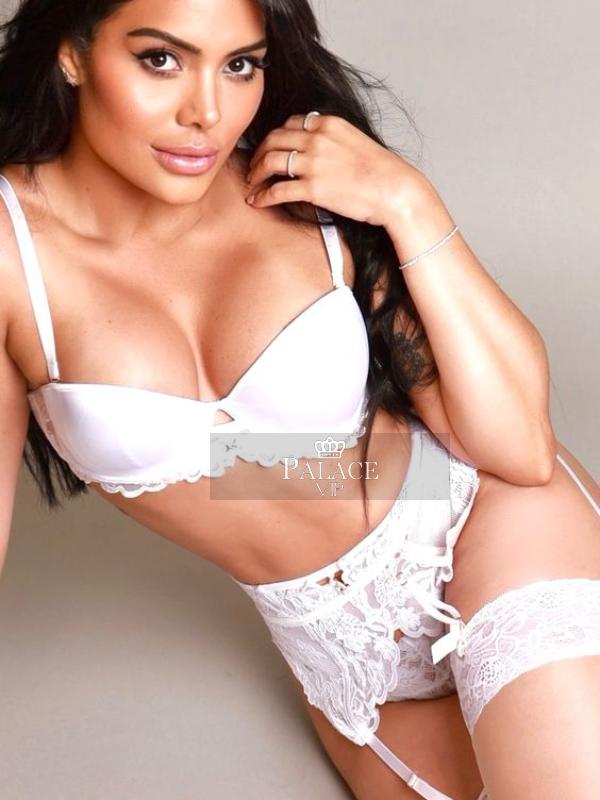 Barbara, Kensington, Brazilian Escort