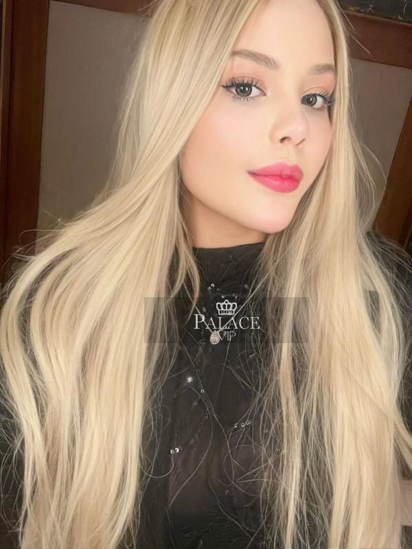 Mika, , Brazilian Escort