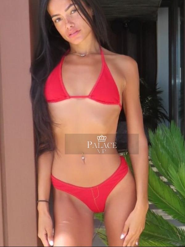 Skye, , Irish Escort