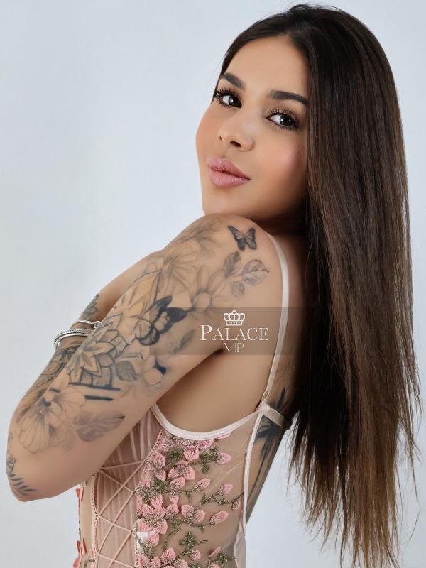 Bella, Earls Court, Brazilian Escort