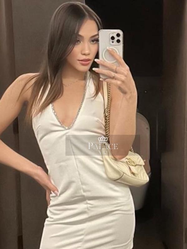 Mary, South Kensington, Brazilian Escort