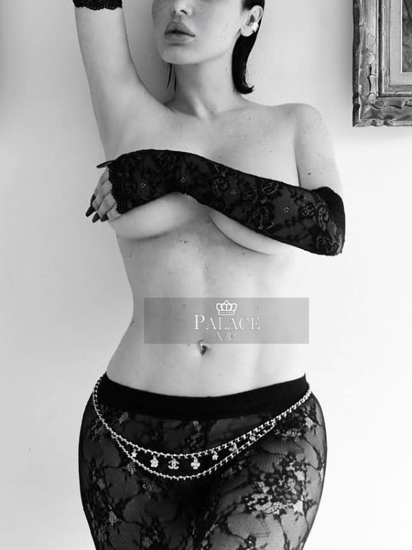 Victoria, South Kensington, French Escort
