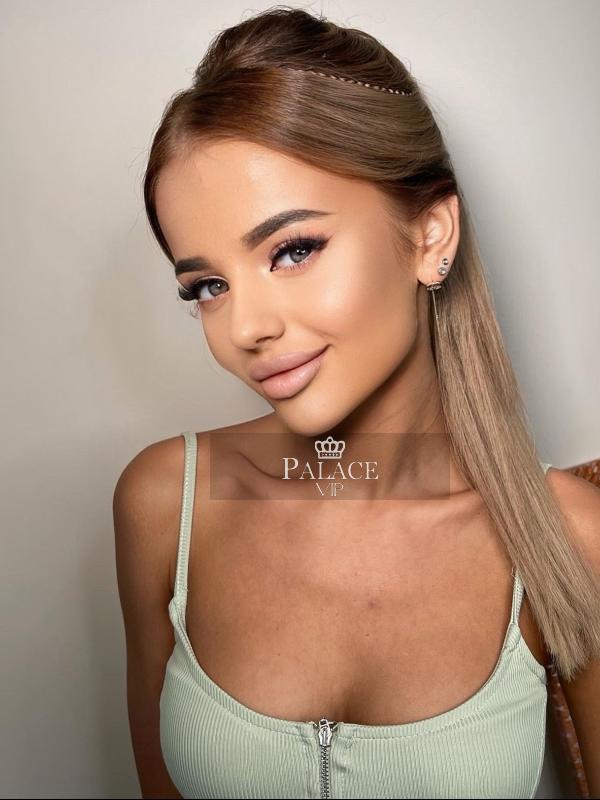 Anastasia, Earls Court, Russian Escort