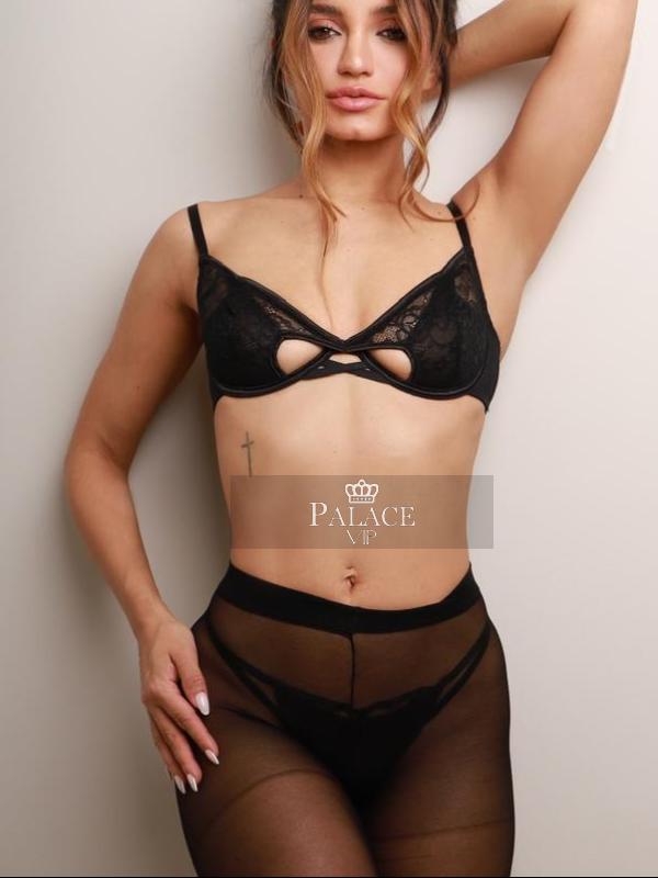 Natasha, Knightsbridge, Brazilian Escort