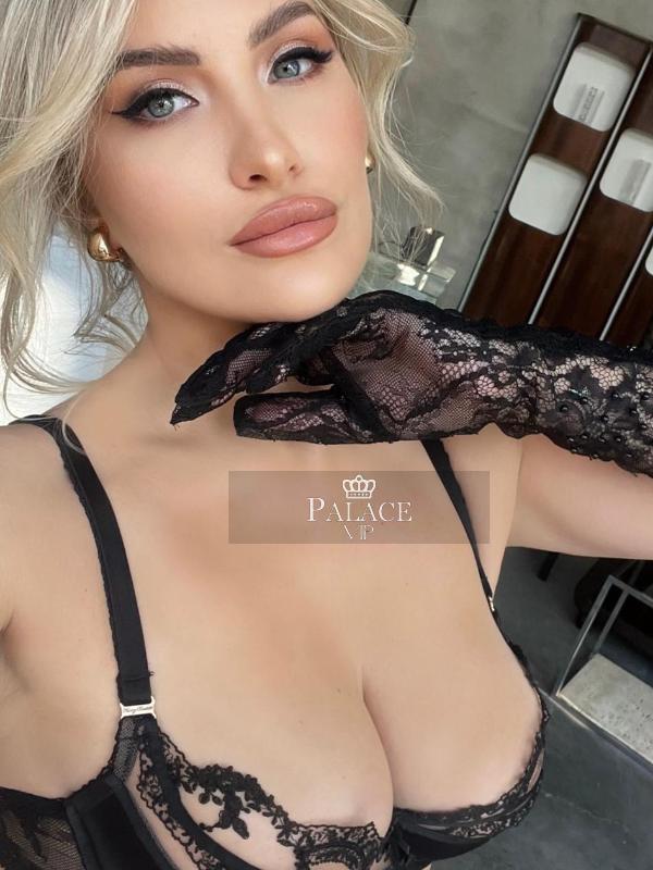 Natalia, Chelsea, Slovakian Escort